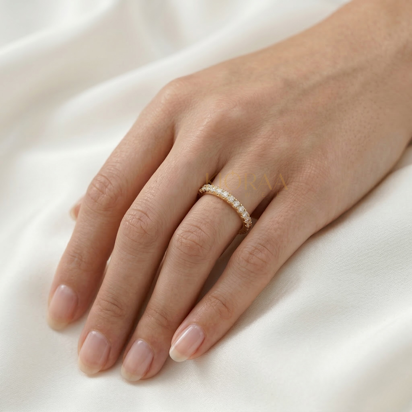 Classic Simple Round Eternity Wedding Ring