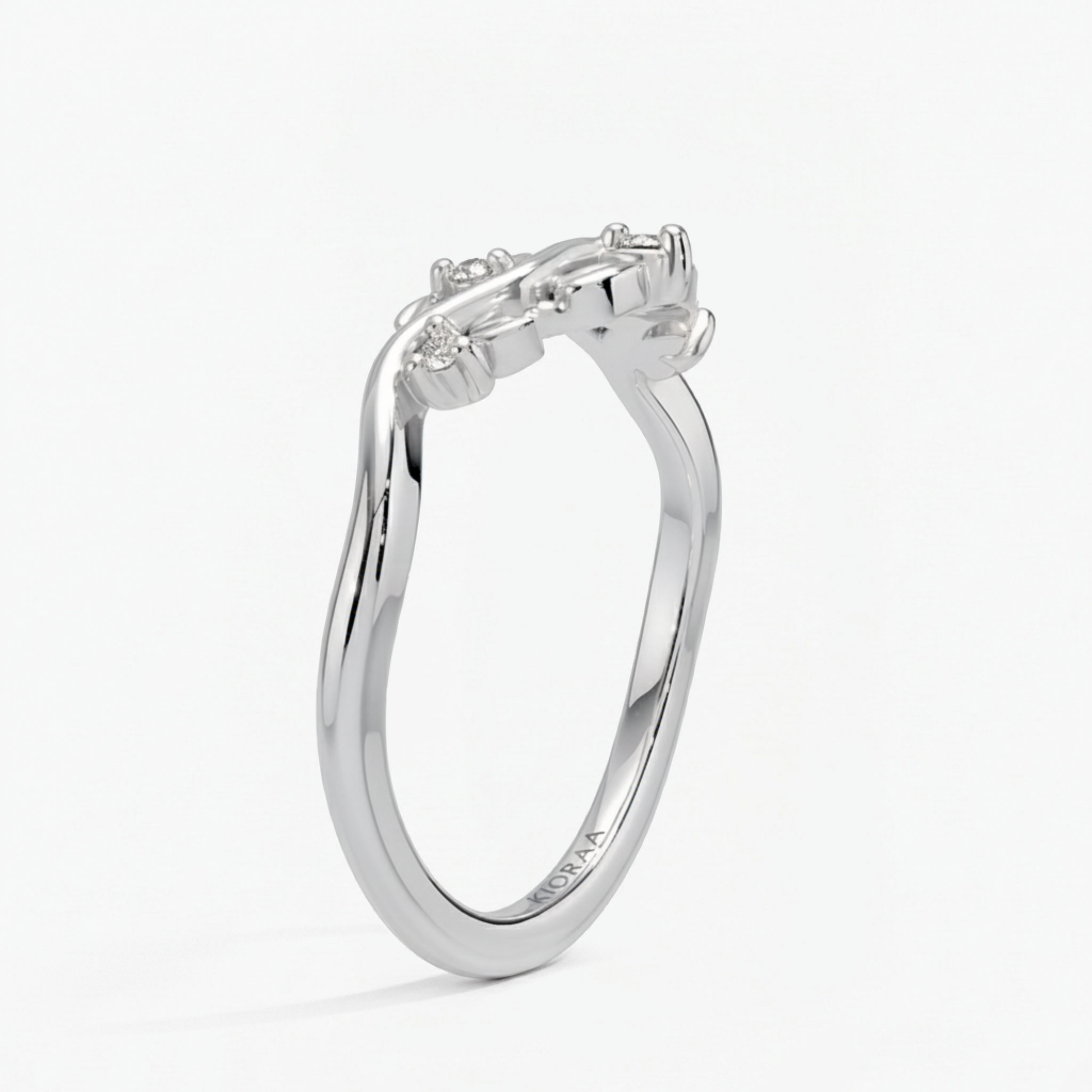 Round Cut Nature Inspired Leaf Wedding Band