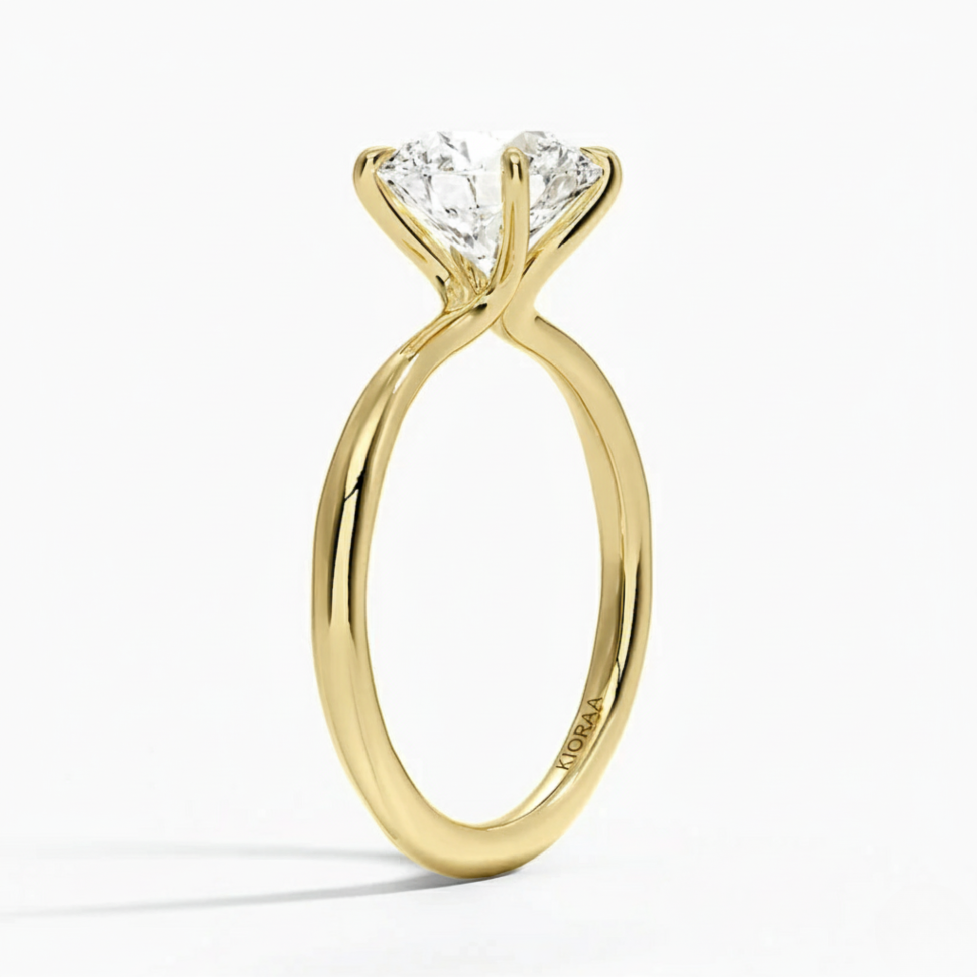 Round Cut Solitair Diamond Engagement Ring