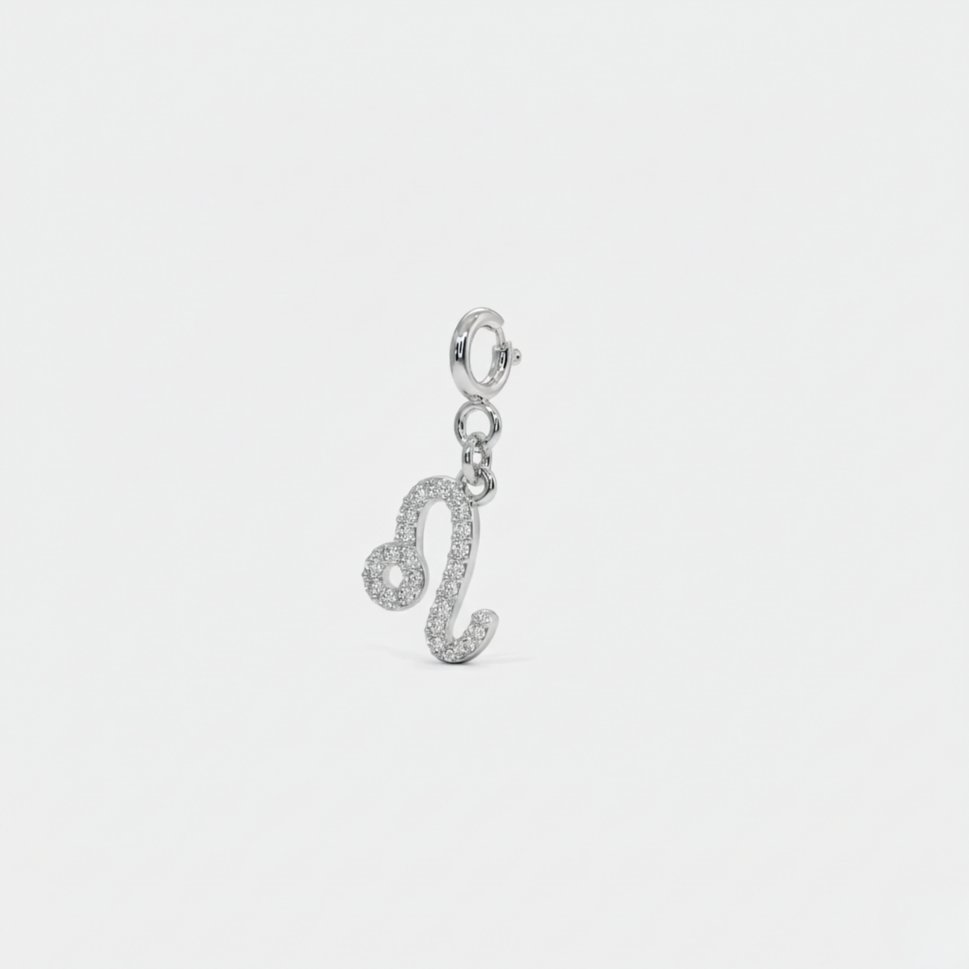 Leo Signature Multiwearable Pendant