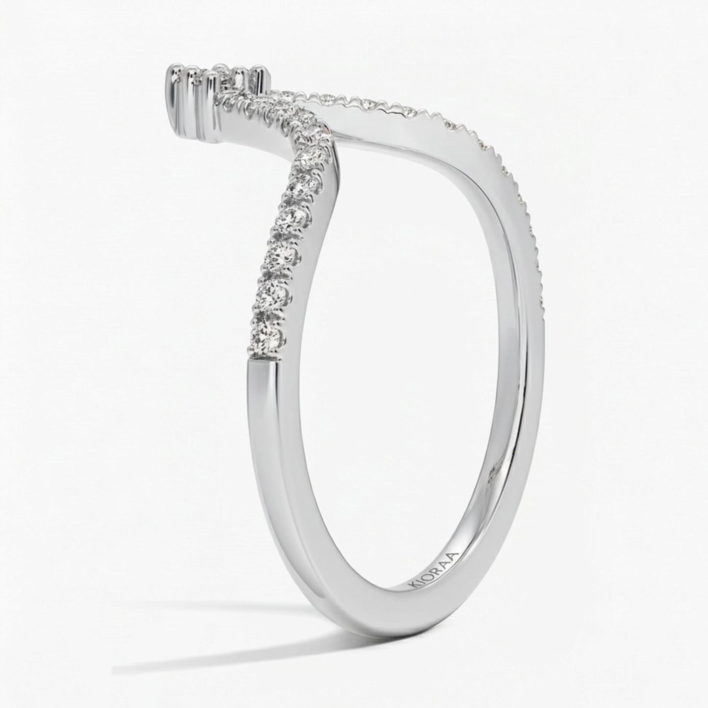 Pear Shape Engagement Ring With Round Cut V Shaped Eternity Wedding Band
