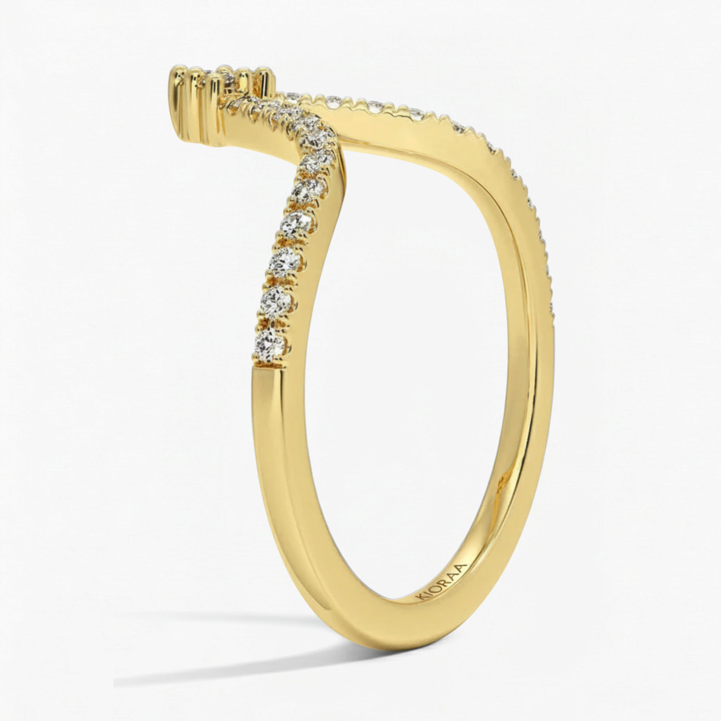 Pear Shape Engagement Ring With Round Cut V Shaped Eternity Wedding Band
