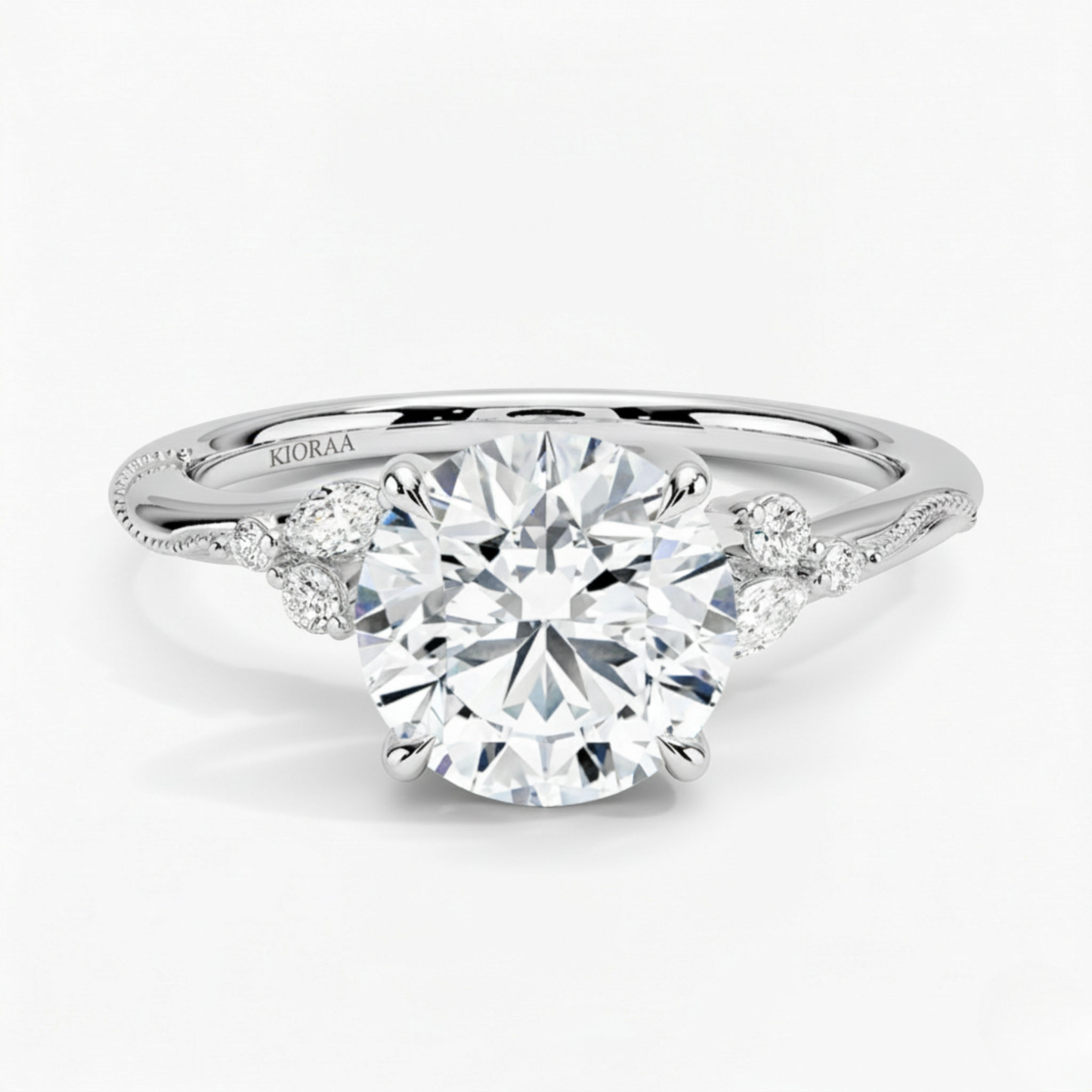 Round Shape Vintage  Engagement Ring