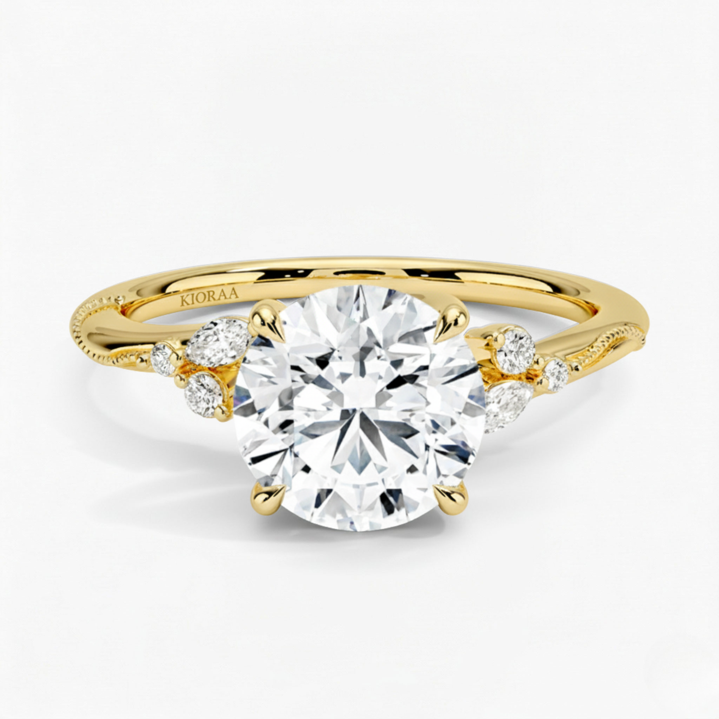 Round Shape Vintage  Engagement Ring