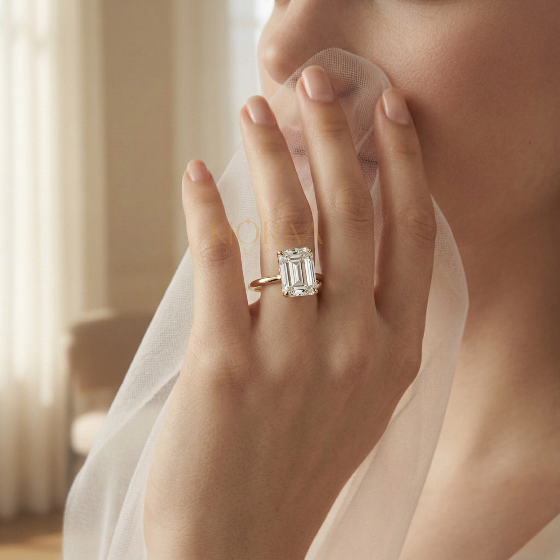 Classic Simple Emerald  Solitaire Engagement Ring
