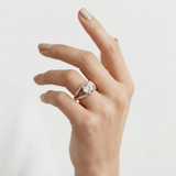 Round Diamond Radiant Veil Engagement Ring, thumbnail 11