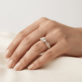 Round Brilliant Pave Engagement Ring, thumbnail 11