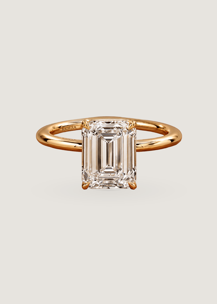 Classic Simple Emerald  Solitaire Engagement Ring