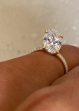 Hidden Halo Oval Lab Grown Diamond Ring, thumbnail 2