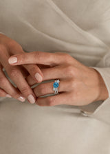 Twisted Fancy Blue Round Cut Diamond Engagement Ring, thumbnail 2