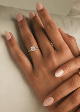 Brilliant Round Solitaire Engagement Ring, thumbnail 2